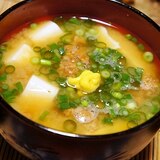 臭いが病みつき！？ ホッと温まる納豆汁